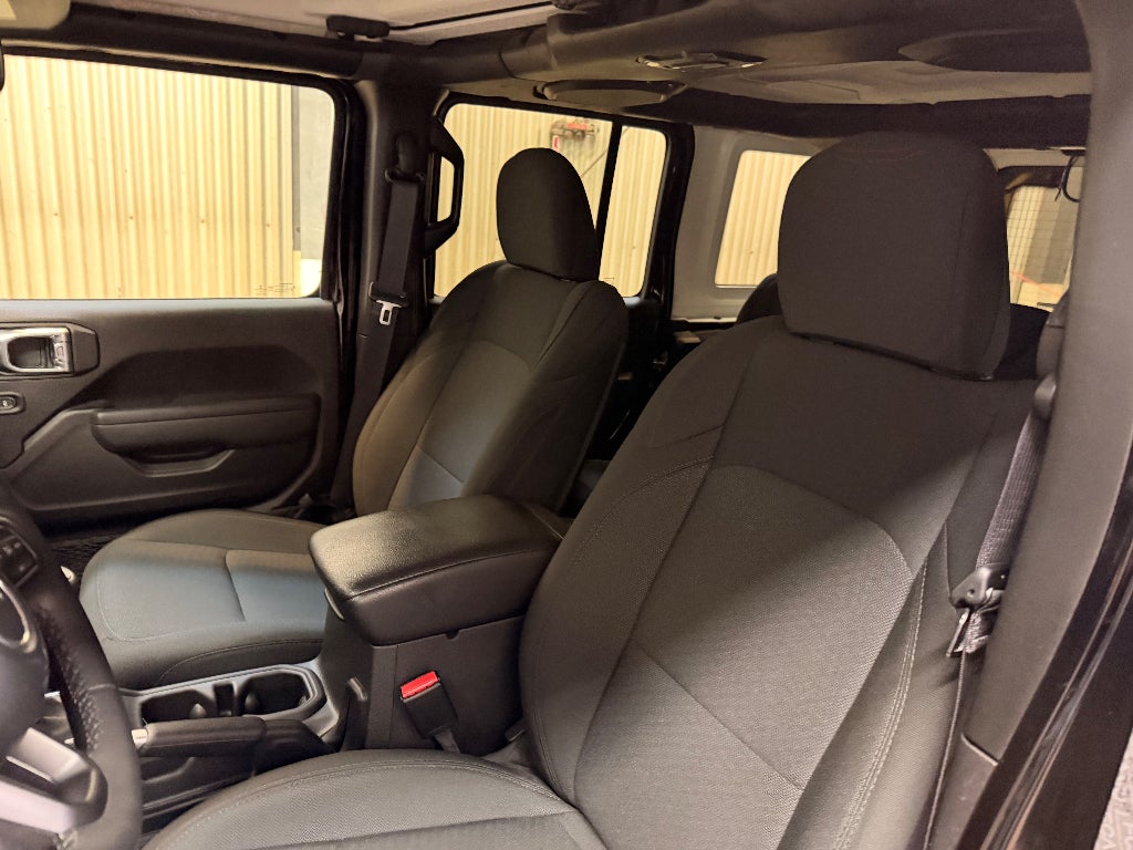 2022 Jeep Wrangler Unlimited Willys