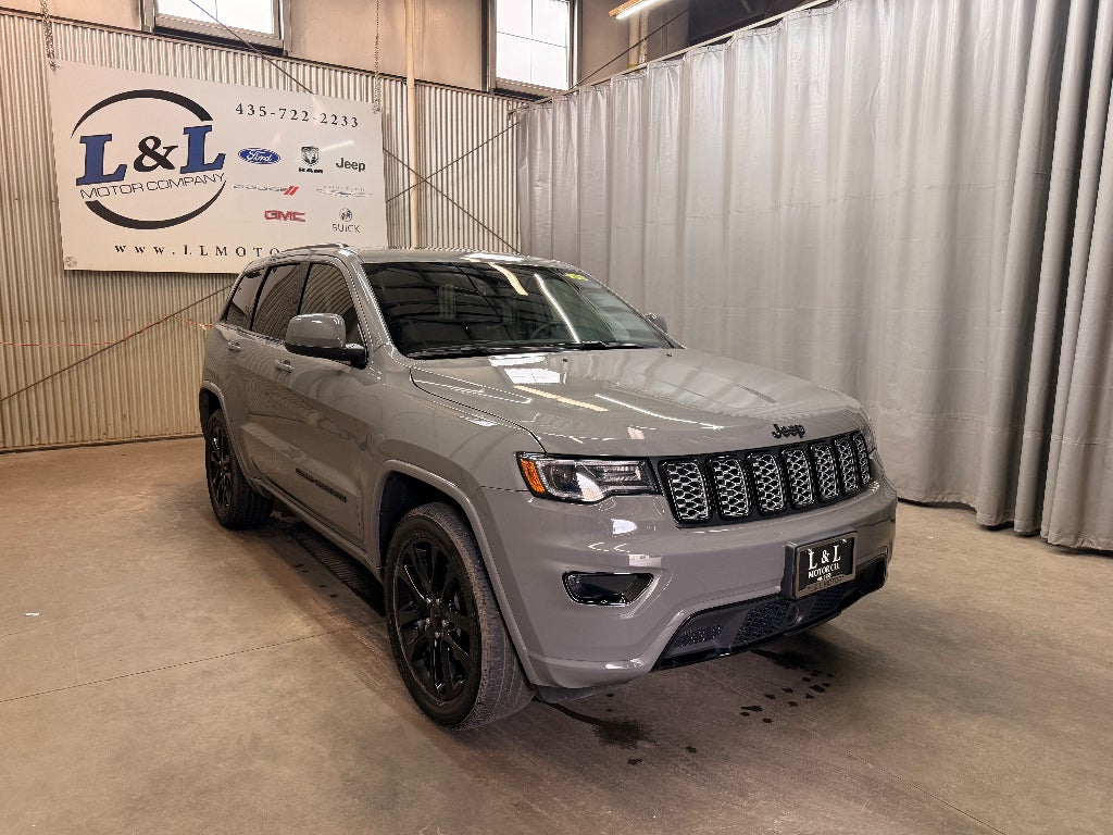 2020 Jeep Grand Cherokee Altitude