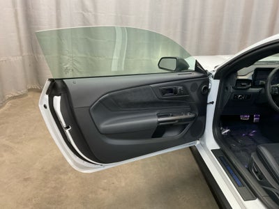 2025 Ford Mustang Dark Horse