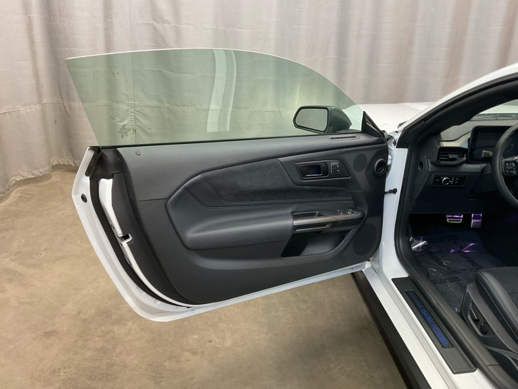 2025 Ford Mustang Dark Horse