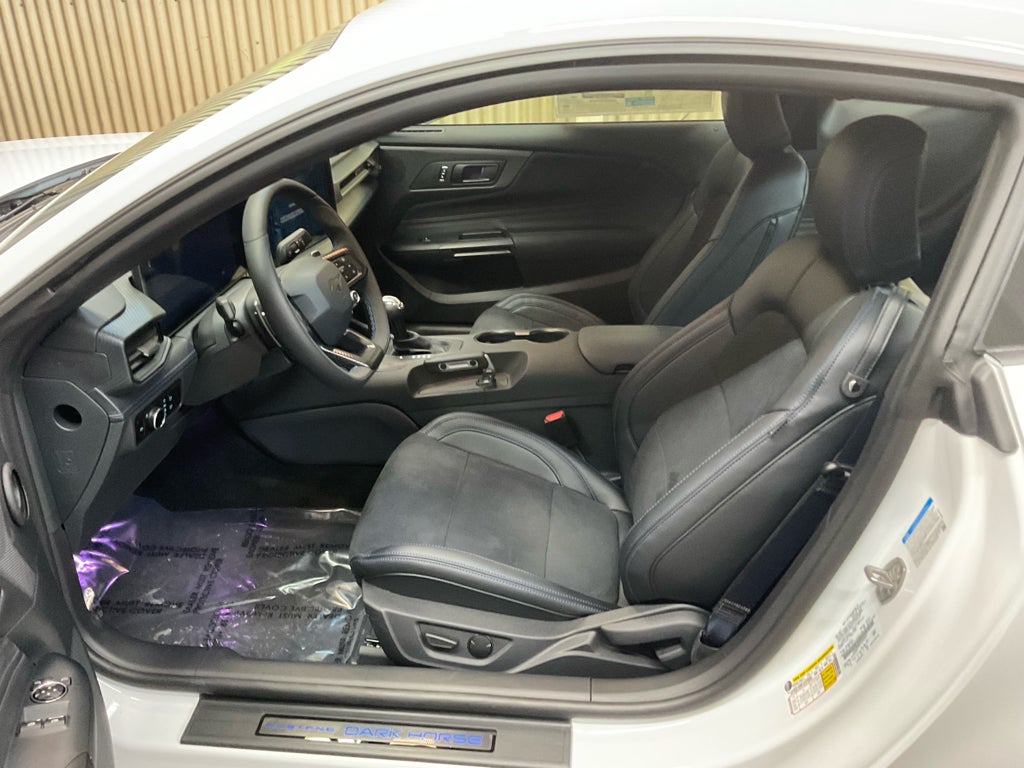 2025 Ford Mustang Dark Horse