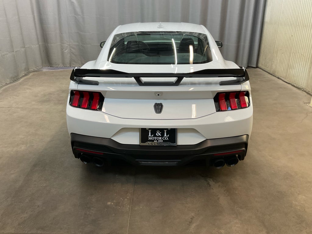 2025 Ford Mustang Dark Horse