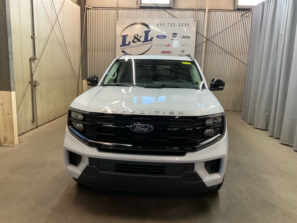 2026 Ford Expedition MAX Active