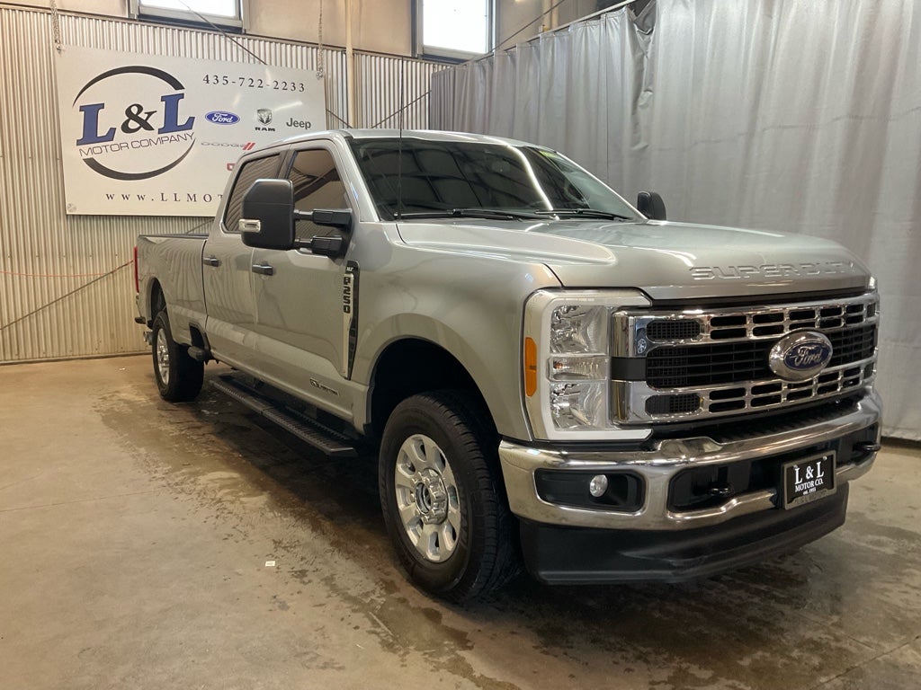 2023 Ford F-250 XLT