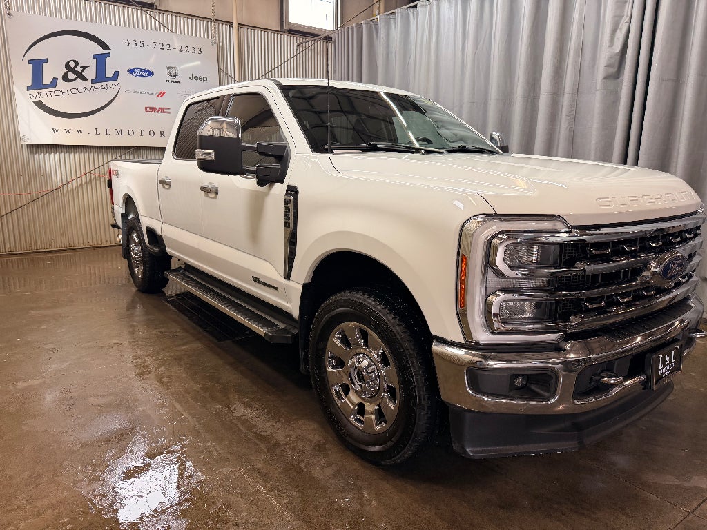 2023 Ford F-350 LARIAT