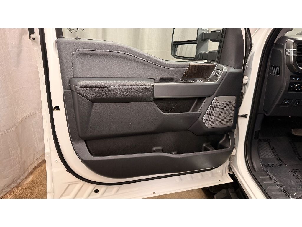 2023 Ford F-350 LARIAT