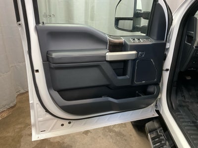 2022 Ford F-350 LARIAT