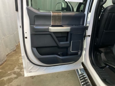 2022 Ford F-350 LARIAT