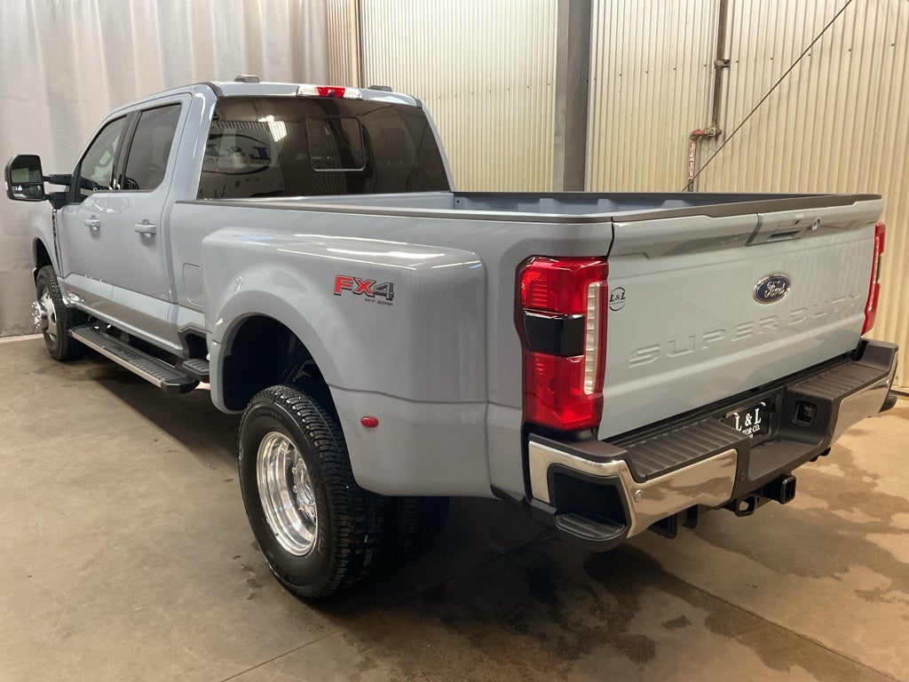 2026 Ford F-350 LARIAT