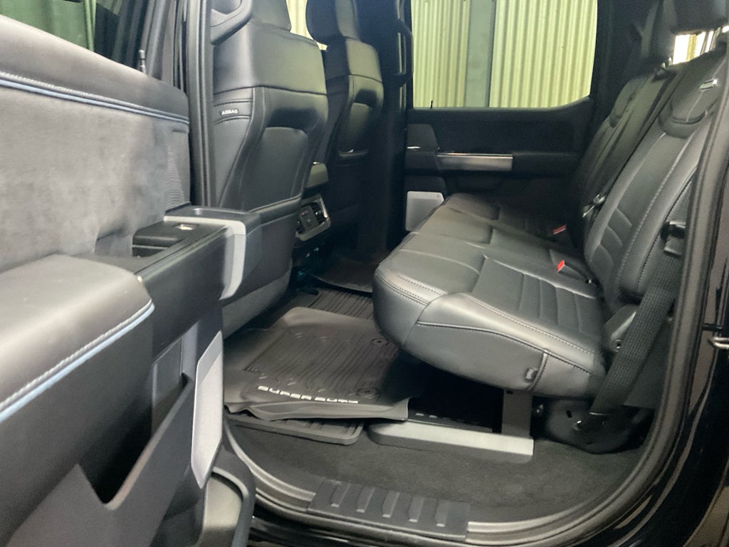 2025 Ford F-350 Platinum