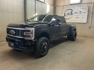 2025 Ford F-350 Platinum