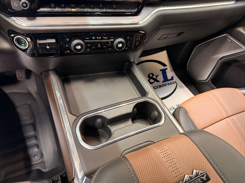 2024 Chevrolet Silverado High Country