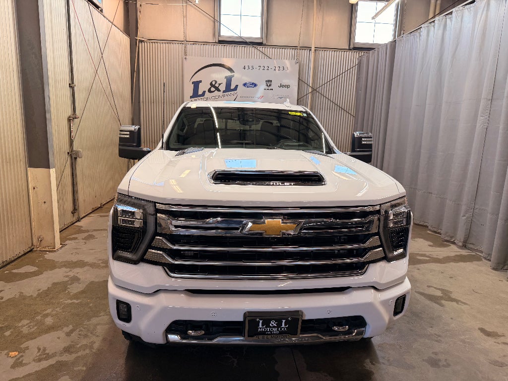 2024 Chevrolet Silverado High Country