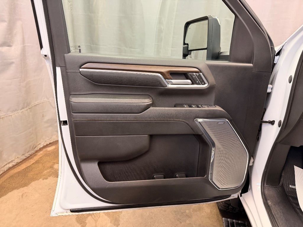 2024 Chevrolet Silverado High Country