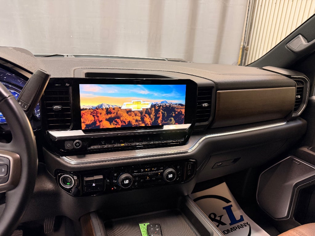 2024 Chevrolet Silverado High Country