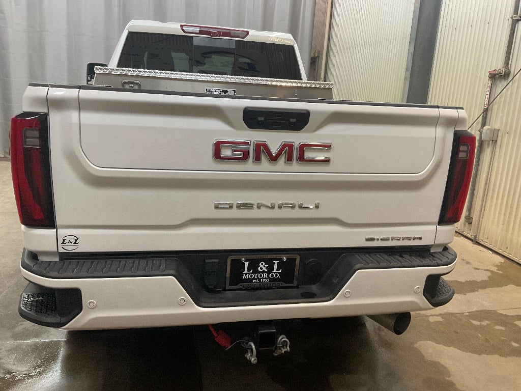 2024 GMC Sierra Denali