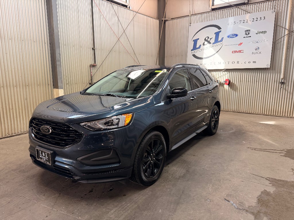 2023 Ford Edge SE
