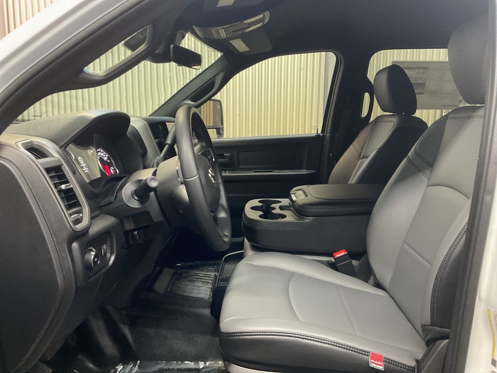 2026 RAM 5500 Chassis Tradesman