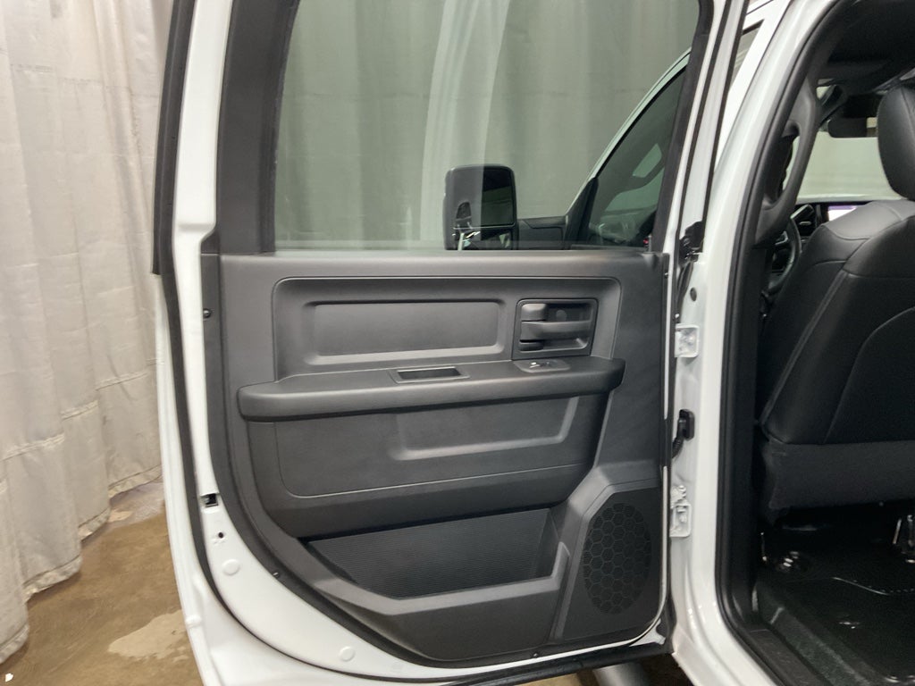 2026 RAM 3500 Chassis Tradesman