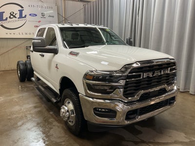 2026 RAM 3500 Chassis Tradesman