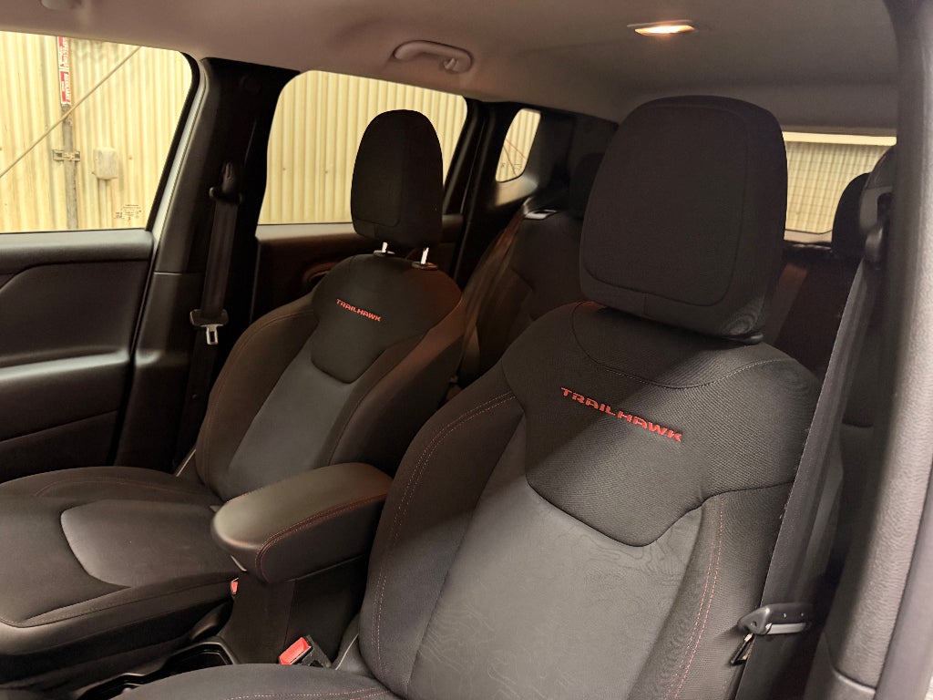 2023 Jeep Renegade Trailhawk
